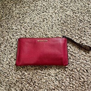 Michael Kors Jet Set Large Pebble Leather Zip Clutch Wristlet Red